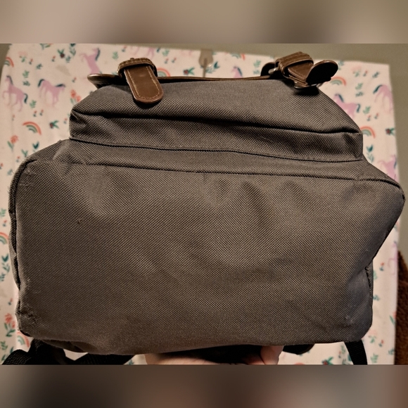 NWOT Steve Madden Grey Utility Unisex Casual School Travel Work Padded Backpack - Picture 4 of 14